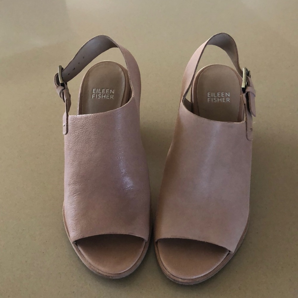 Eileen Fisher leather sandal